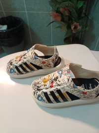 Sandalias adidas disney