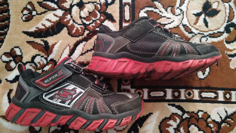 Кроссовки Skechers р.27 & Jordan р.31
