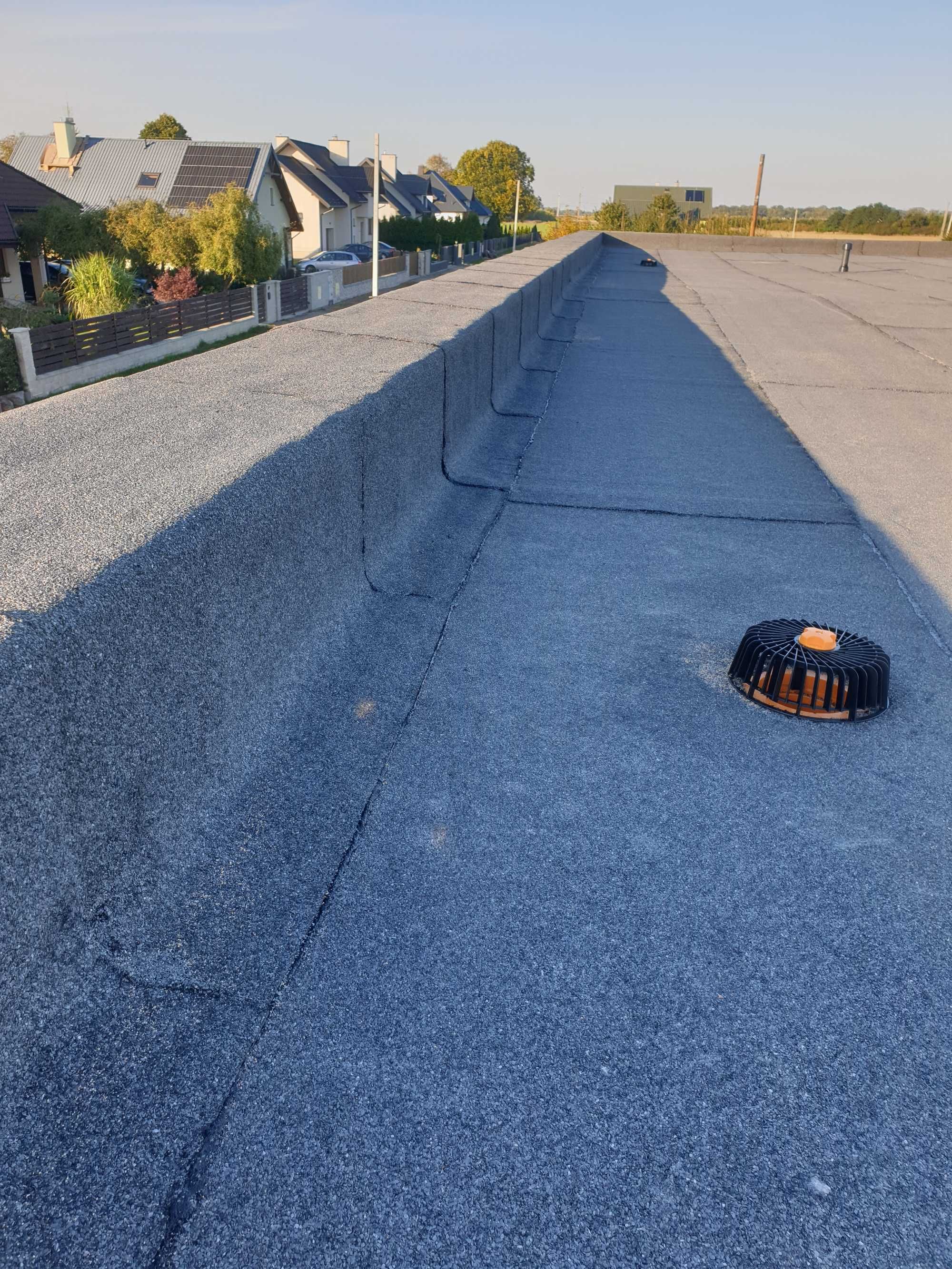 Usługi dekarskie papą termozgrzewalną