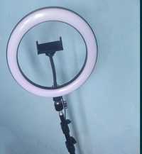 Ring light com tripé e suporte telemóvel a funcionar pa peças