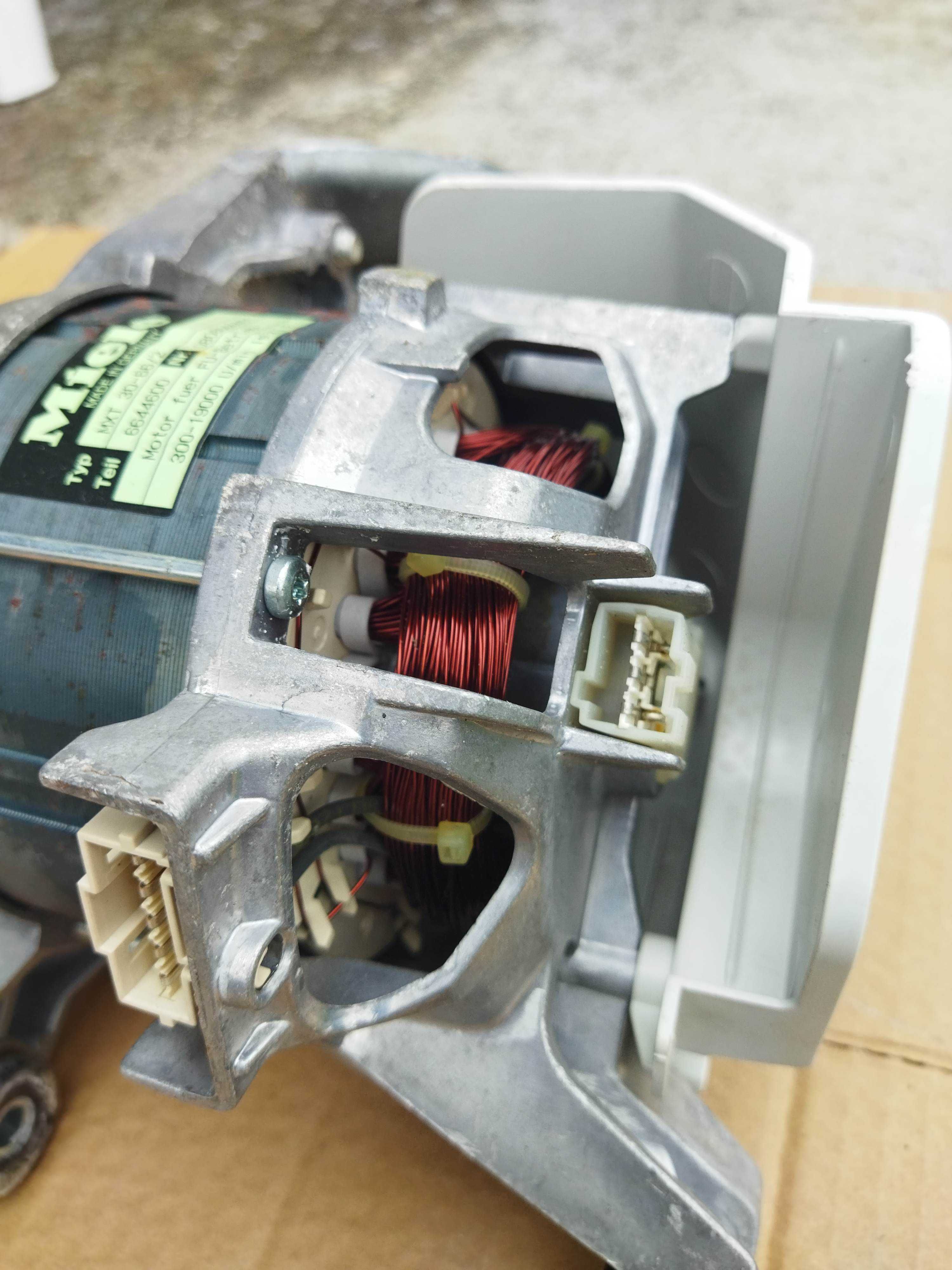 Silnik do pralki Miele MXT 30-66/2
