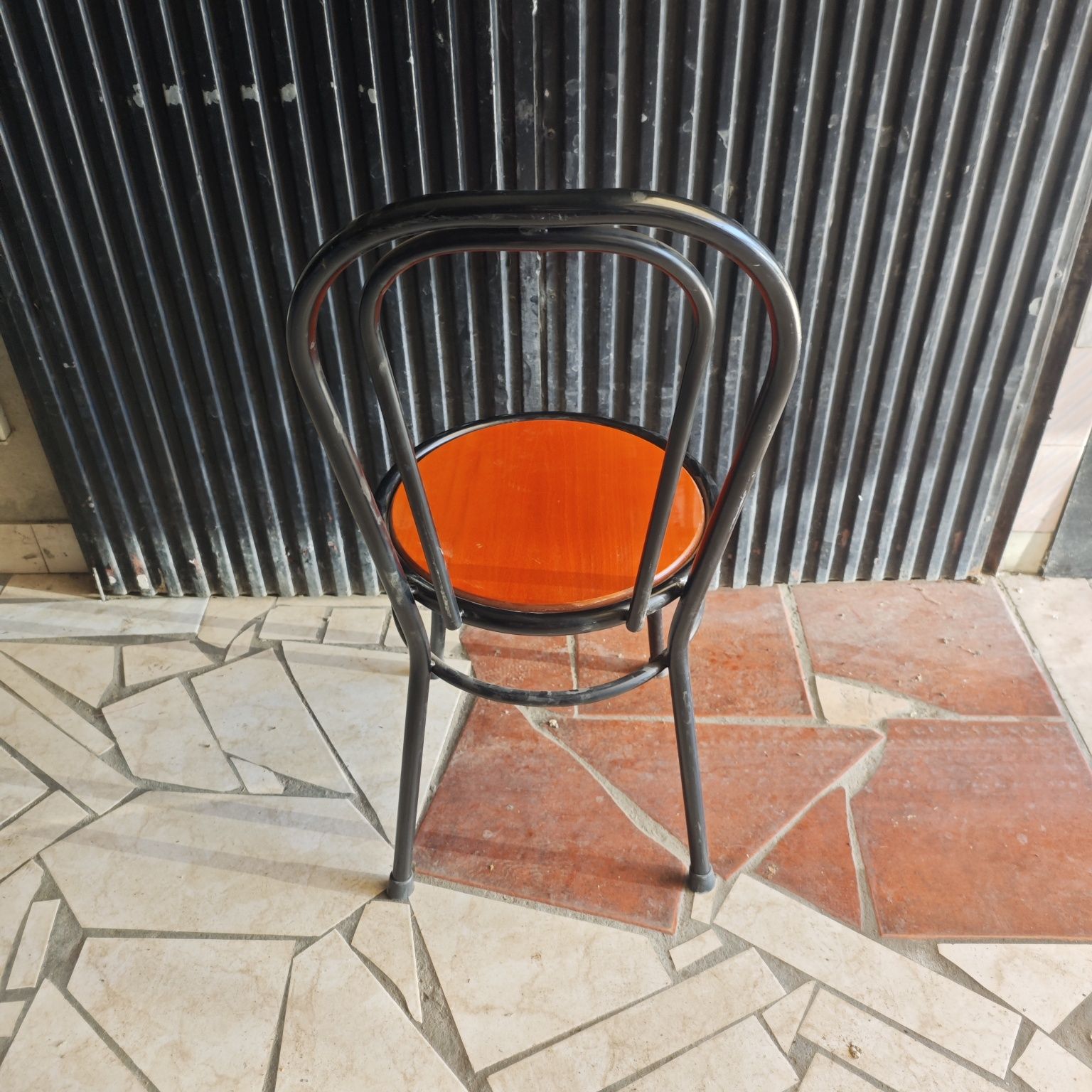 30 Cadeiras cada 25€ para café