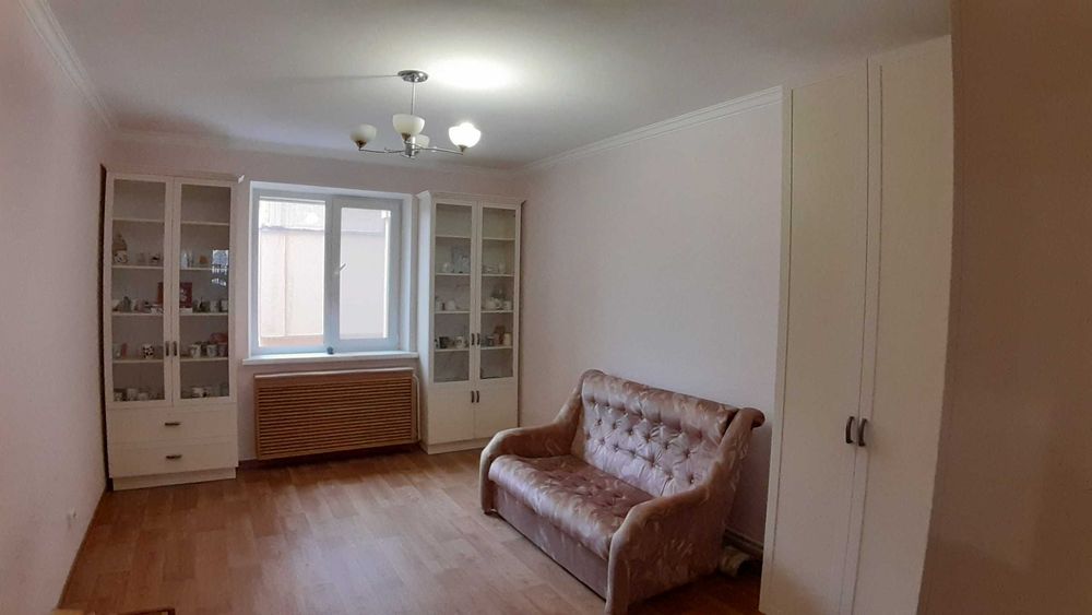 Продаж квартири в місті Бориспіль вул. Момота (раніше Горького) 40