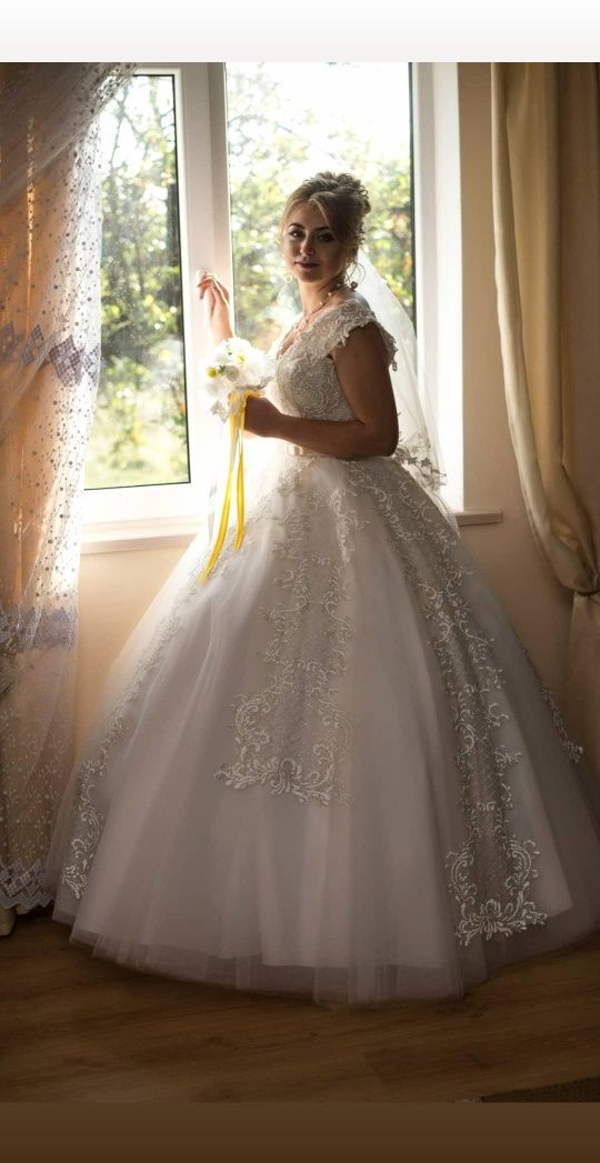 Весільне плаття. Свадебное платье