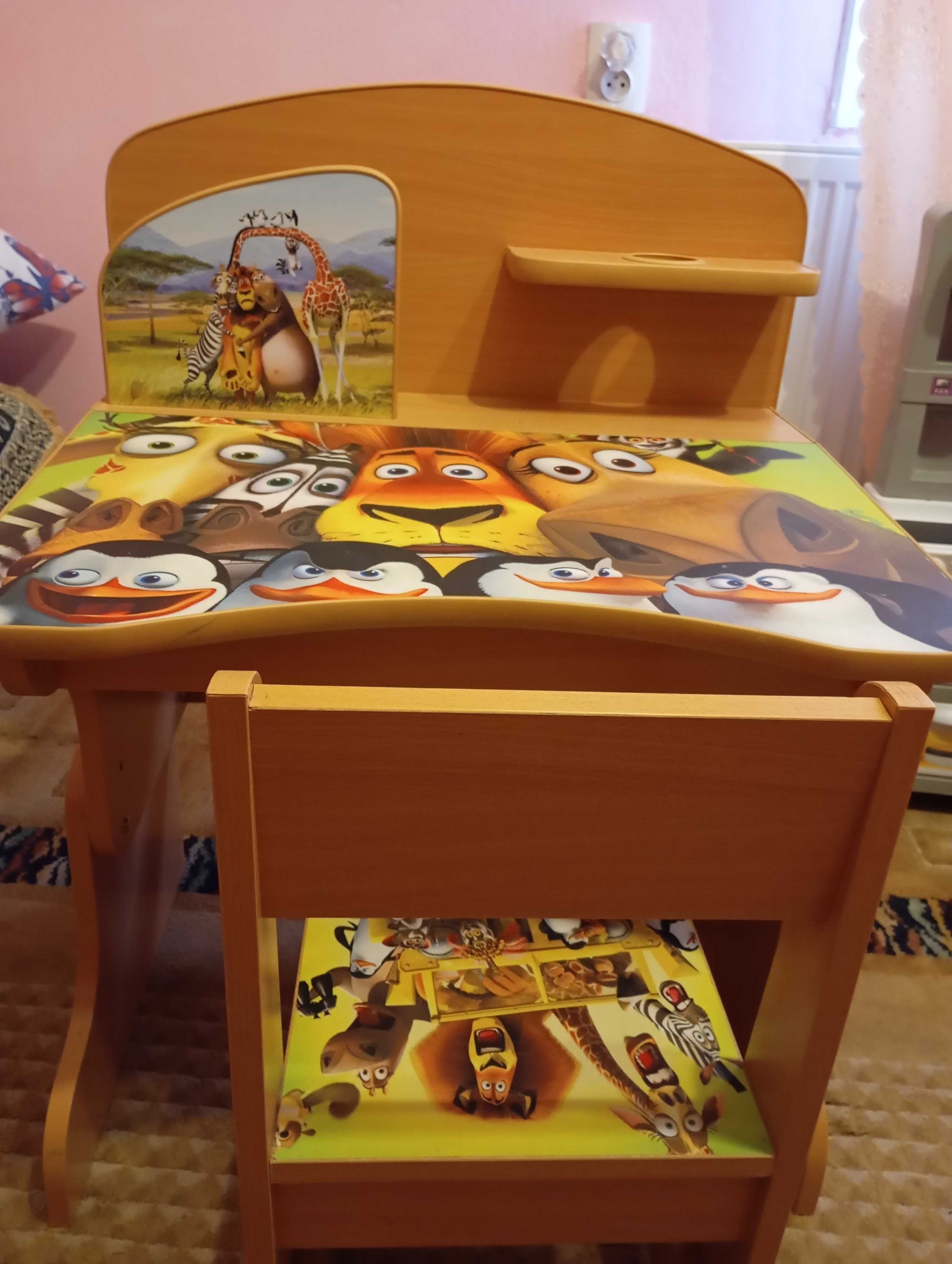 Дитячий стіл+стілець