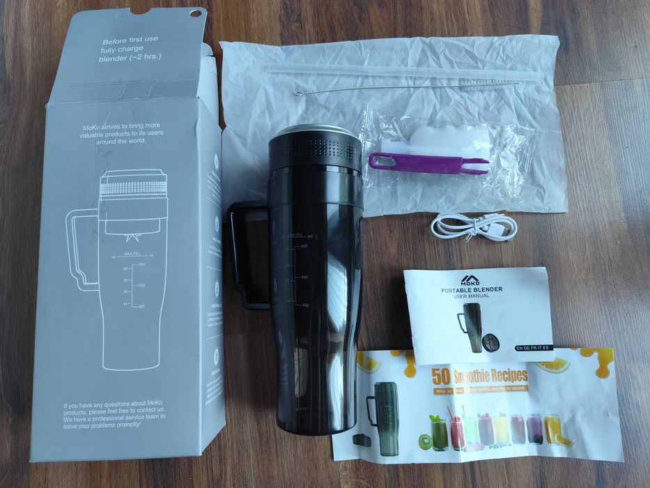 Blender przenośny do smoothie i koktajli w kształcie kubka 300 W