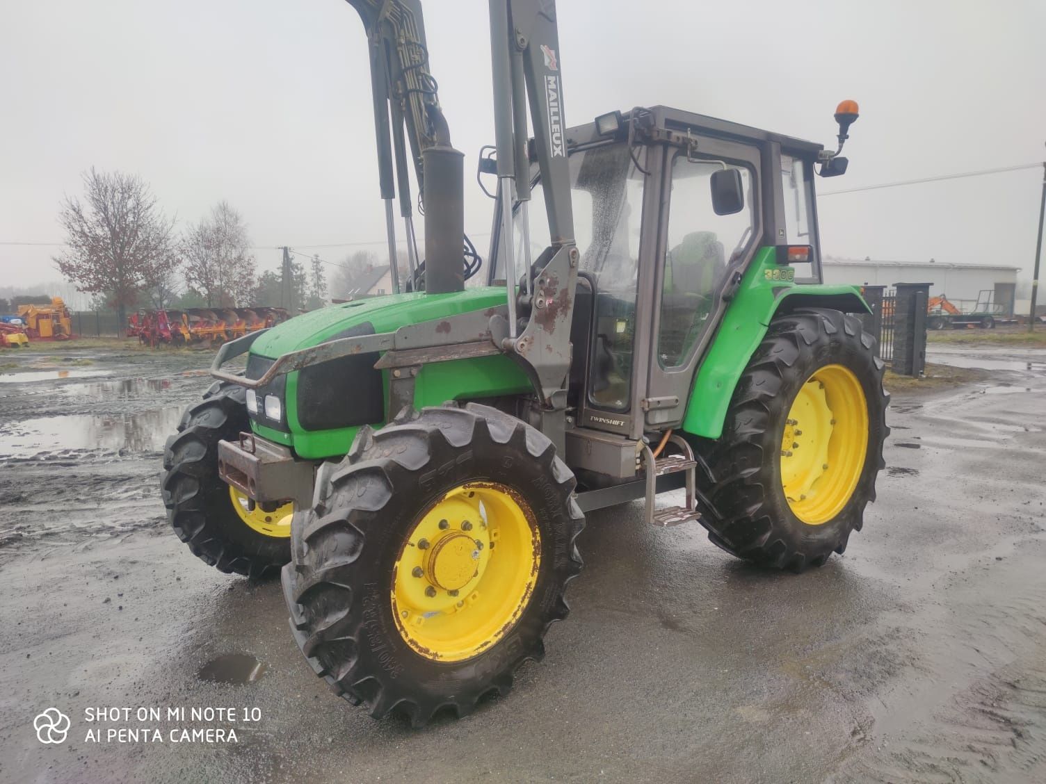 John Deere 3300 98 r. Z Turem Maillux Mx 80/ Ceres 95