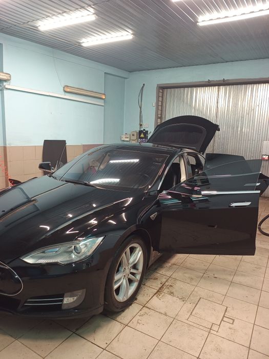 Поліровка Авто Хімчистка поліровка фар Перетяжка потолка стоєок карт !