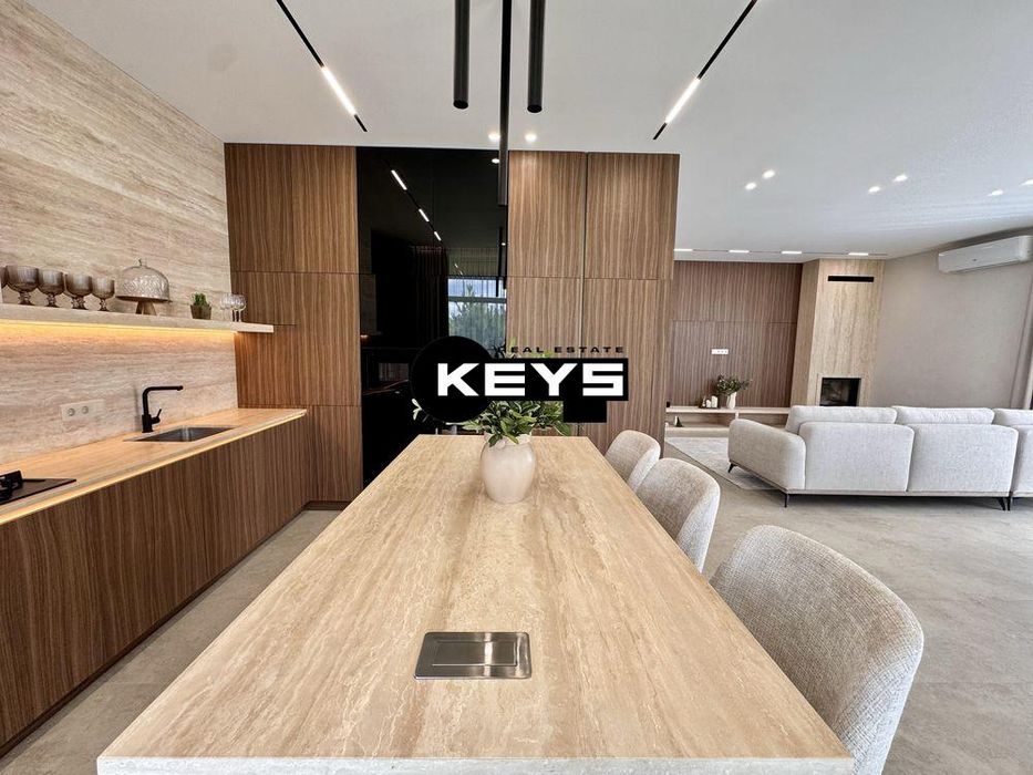 Продаж будинку з ремонтом 200м, 8 соток|Закрита територія|ГАЗ