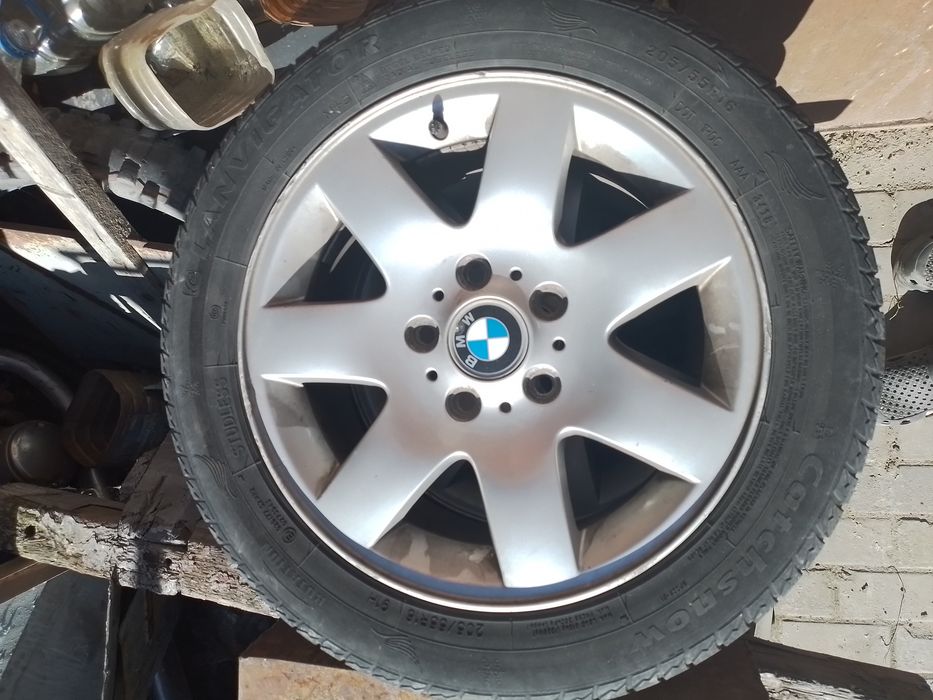 Колеса Bmw 5 120 R16 З резиною