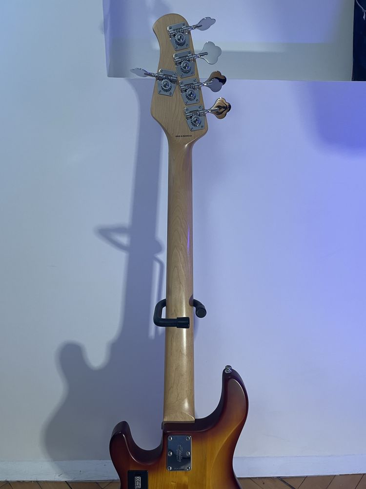 Sterling SUB RAY 5 Gitara Basowa