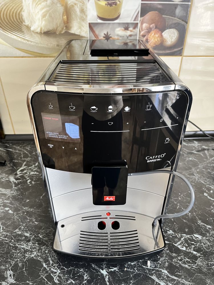 Кавоварка кавомашина melitta caffeo barista t