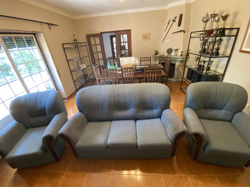 Sofá de cama c/ 2 poltronas