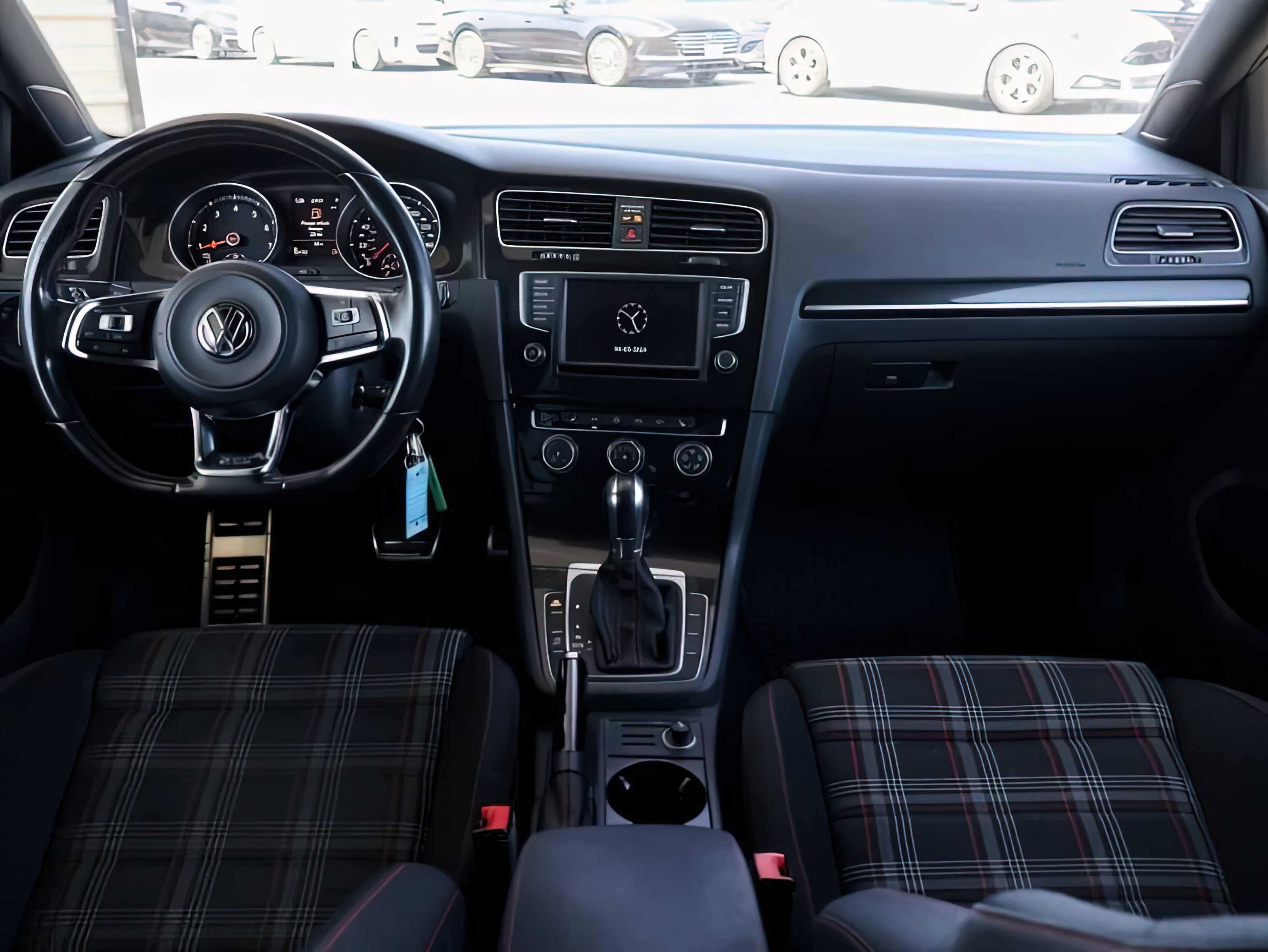 2016 Volkswagen Golf GTI S