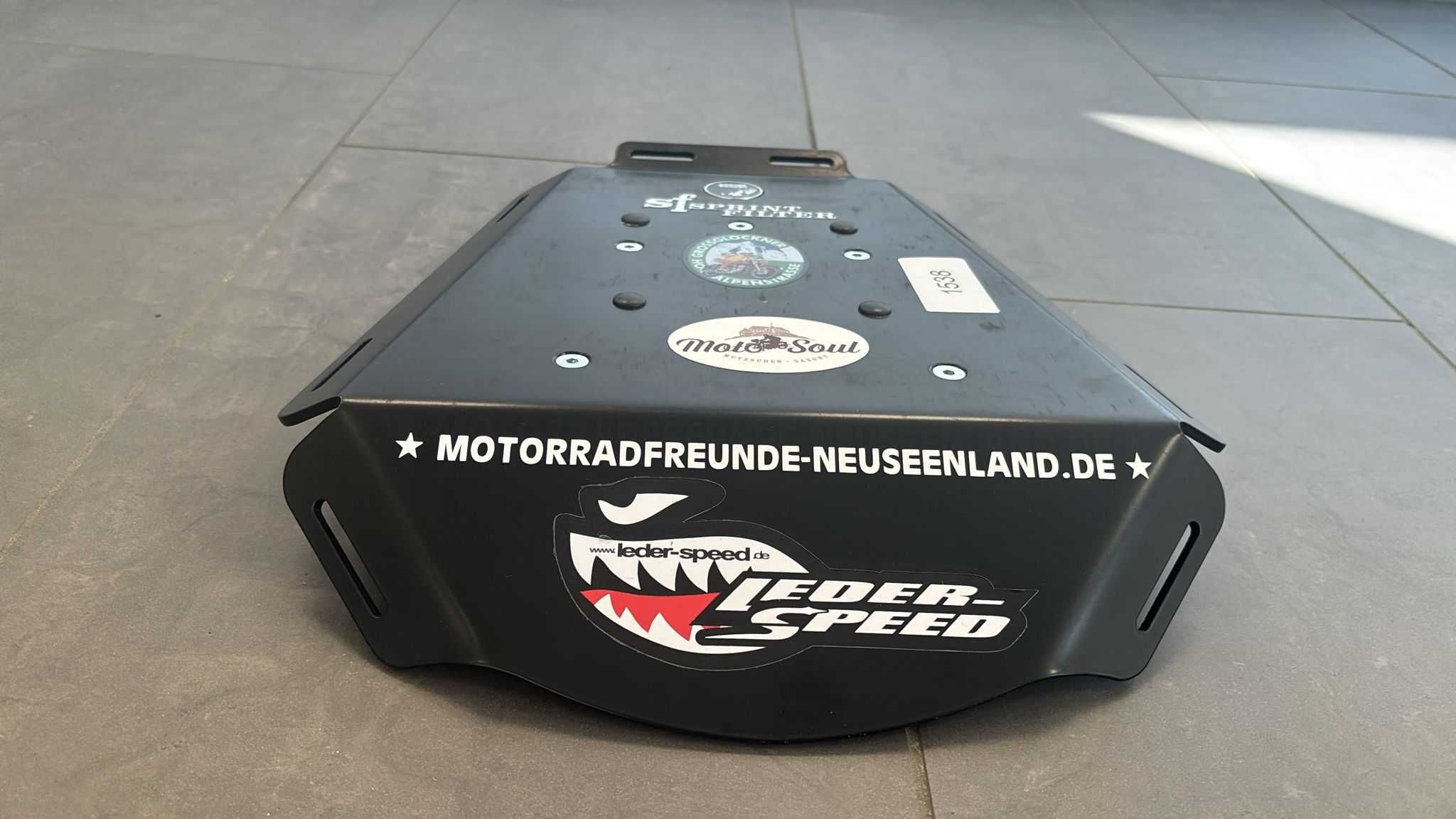 Mocowanie Płyta Kufra Centralnego Suzuki GSX-R K7 K8. 2007-08 [1538]