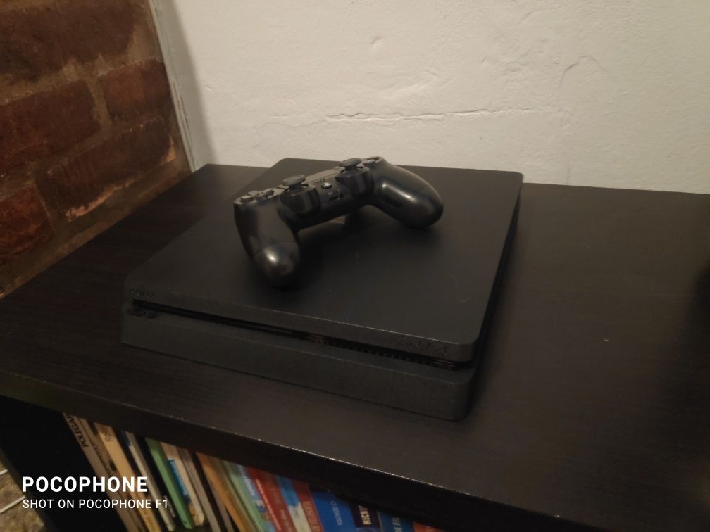 PlayStation 4 Slim Desbloqueavel (ler descrição)