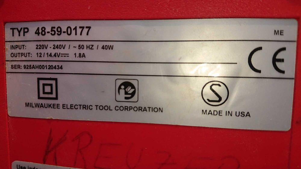 wiertarka wkrętarka Milwaukee + ładowarka + skrzynka