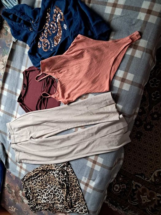 Лот жіночих речей розмір S