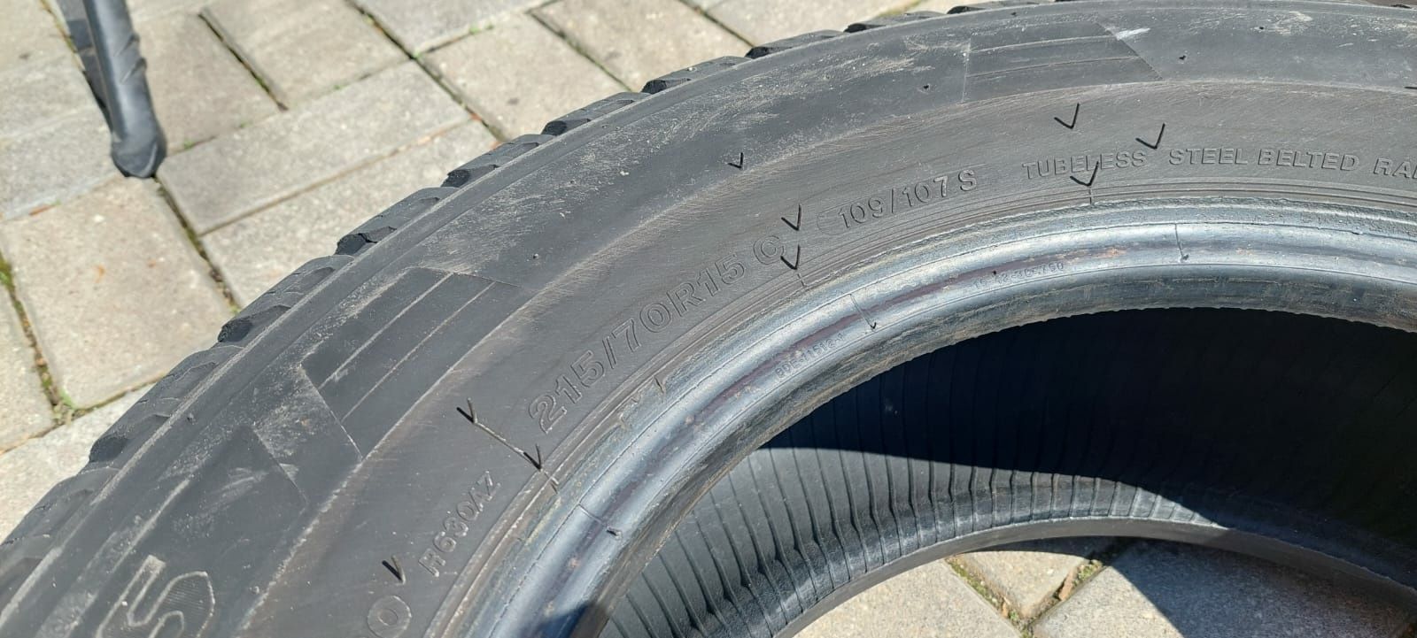 Opony 215/70/R15 C Bridgestone Duravis R630 2szt.  R630