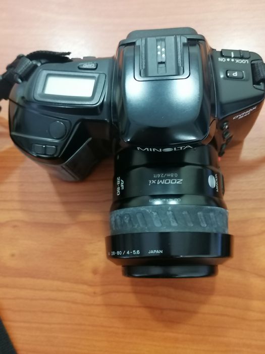 Máquina fotográfica analógica da Minolta Dynax 5 xi