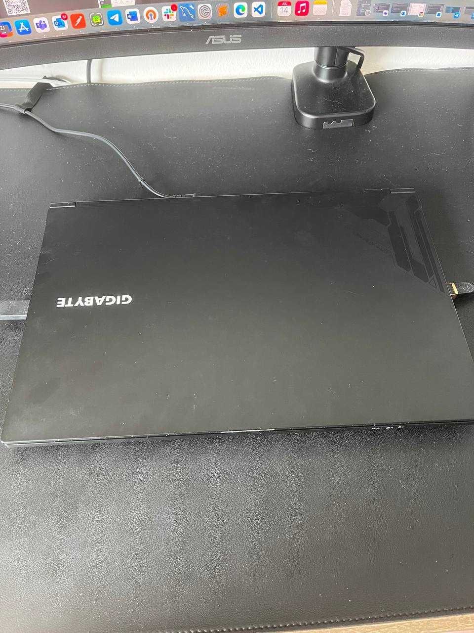 Laptop gamingowy: Gigabyte G5 MF i5-12500H/16GB/1.5TB RTX4050 - 144Hz