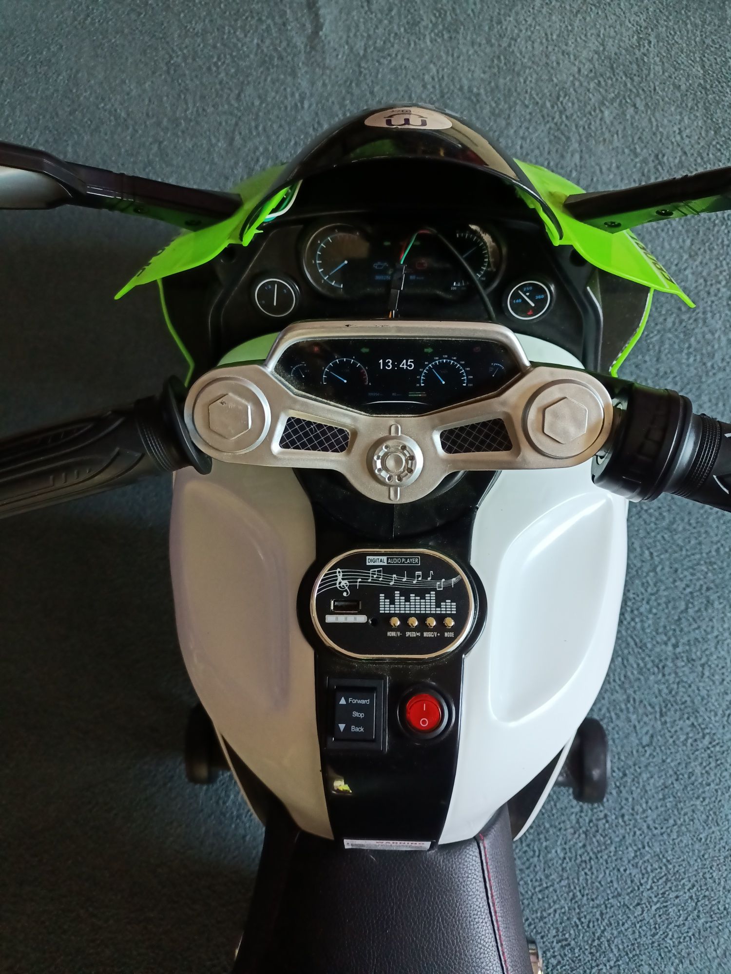 Motor na akumulator