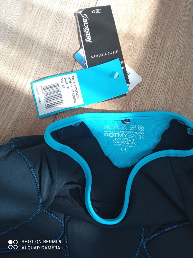 Ochraniacz XS  narciarski na narty Slytech JKT Subpro Short XT