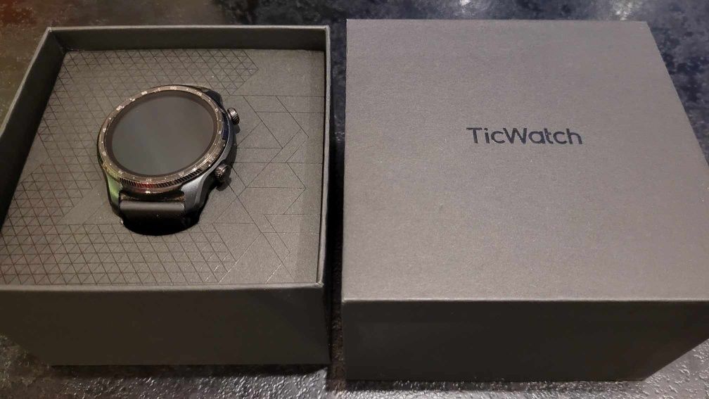 Smartwatch TICWATCH Pro 3 Ultra GPS Czarny stan IDEALNY