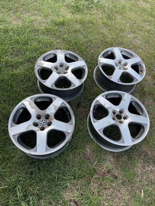 Диски R17 Golf 4 GTI Santa Monica Оригинальные.