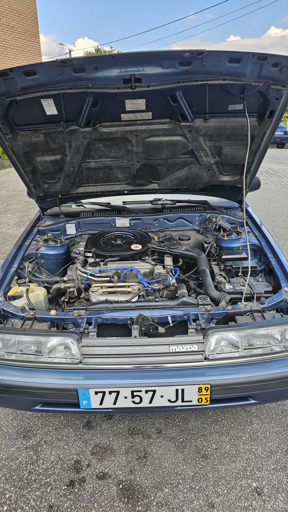 Mazda 626 *Como Novo*