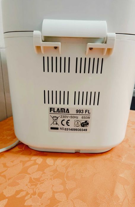 Máquina de fazer pão FLAMA