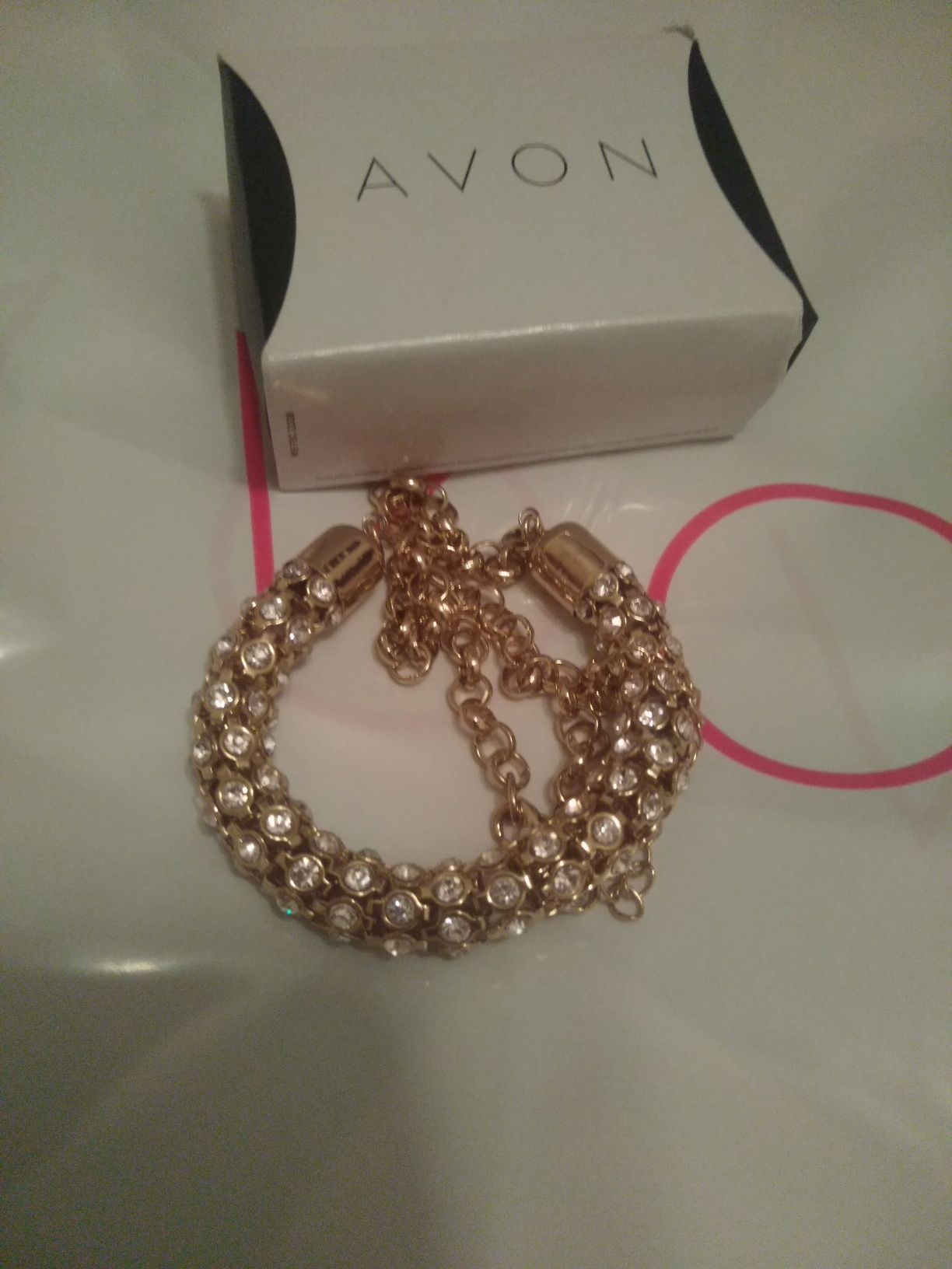 Pulseira da marca Avon