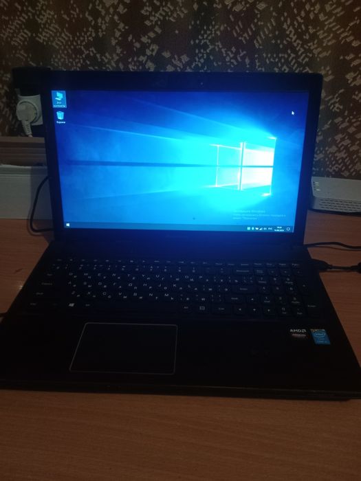 Ноутбук.  Lenovo
