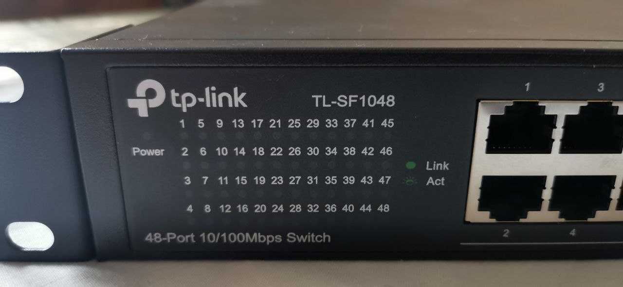Комутатор некерований TP-Link TL-SF1048