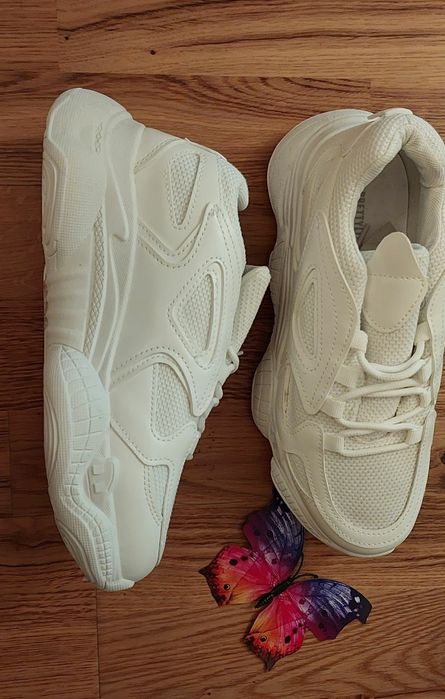 Крассовки женские размер 38