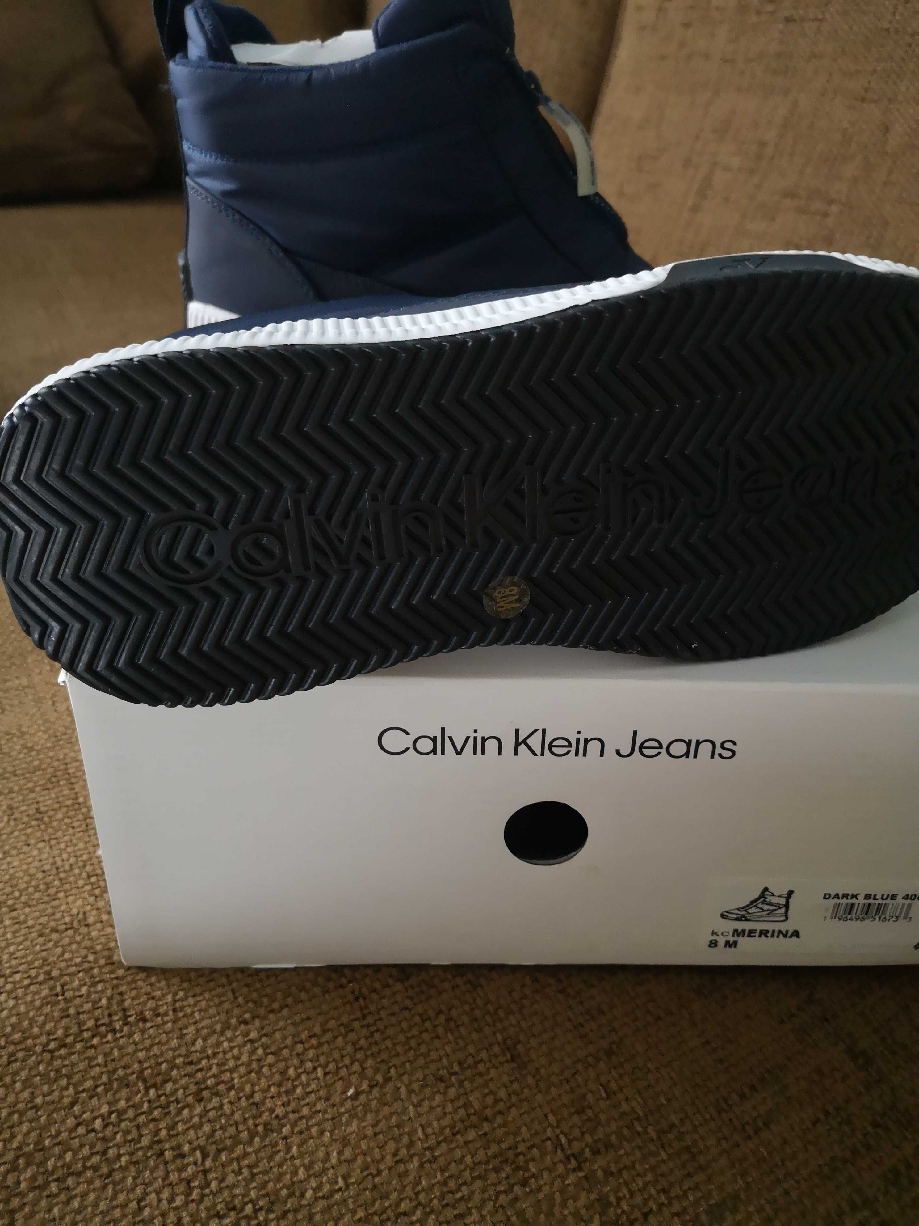Новые зимние ботинки Calvin Klein