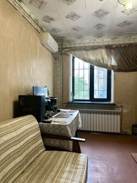 Отличный вариант! Теплая! 4-х улучш планир 5 Заречный, 1/9, холл