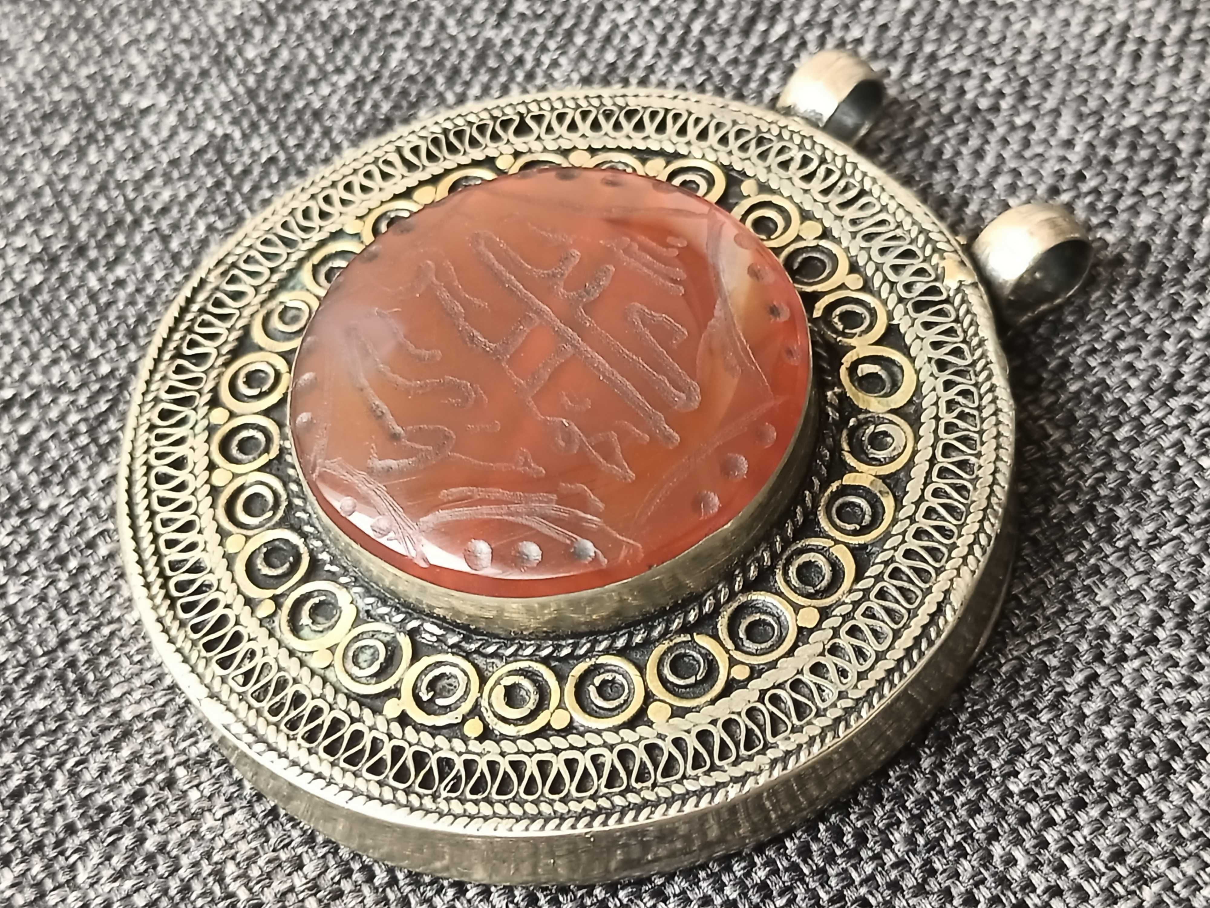 Старинный серебряный арабский кулон с геммой Инкрустация Золотом