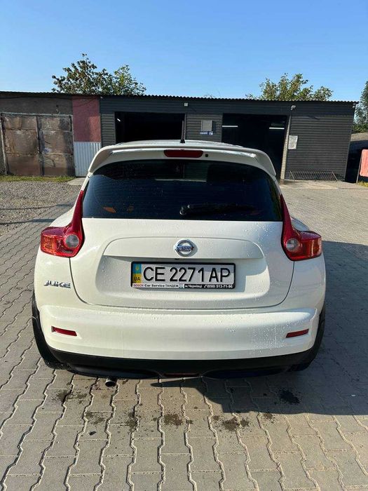 Продаю Нісан Жук 2014