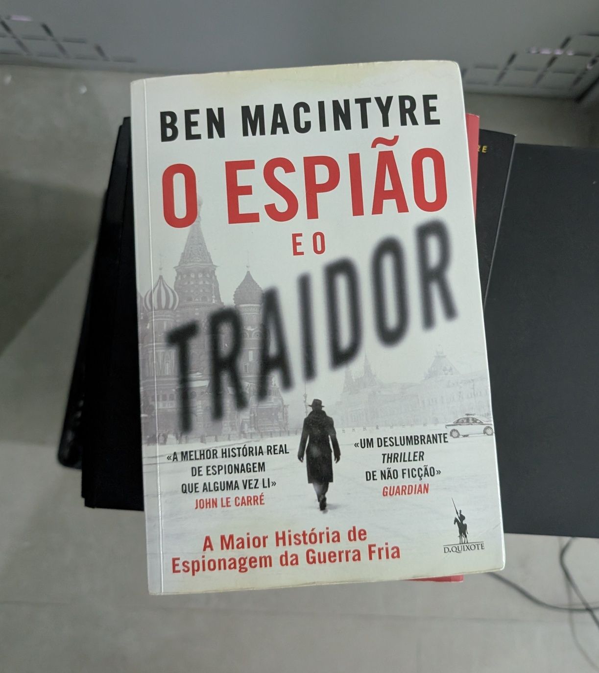 Livro O espião e o Traidor de Ben MacIntyre