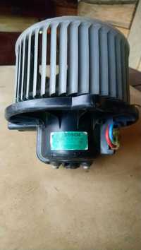 Мотор вентилятор пічки Вольво v40, 1.9 d, 2003 року