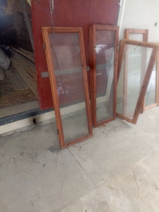 Рамки віконні зі склом різних розмірів