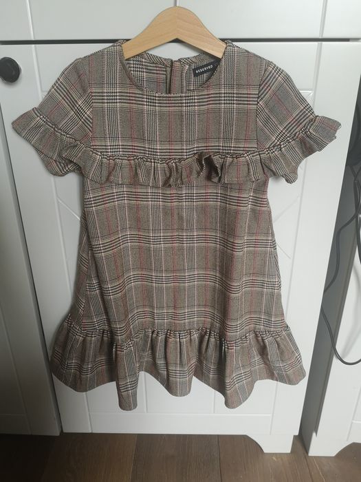 Sukienka  vintage reserved stan idealny 110.