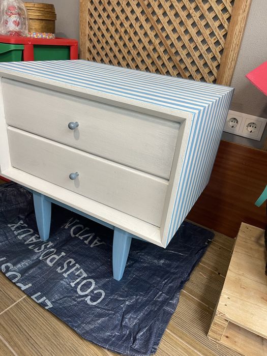 Mesa de cabeceira madeira