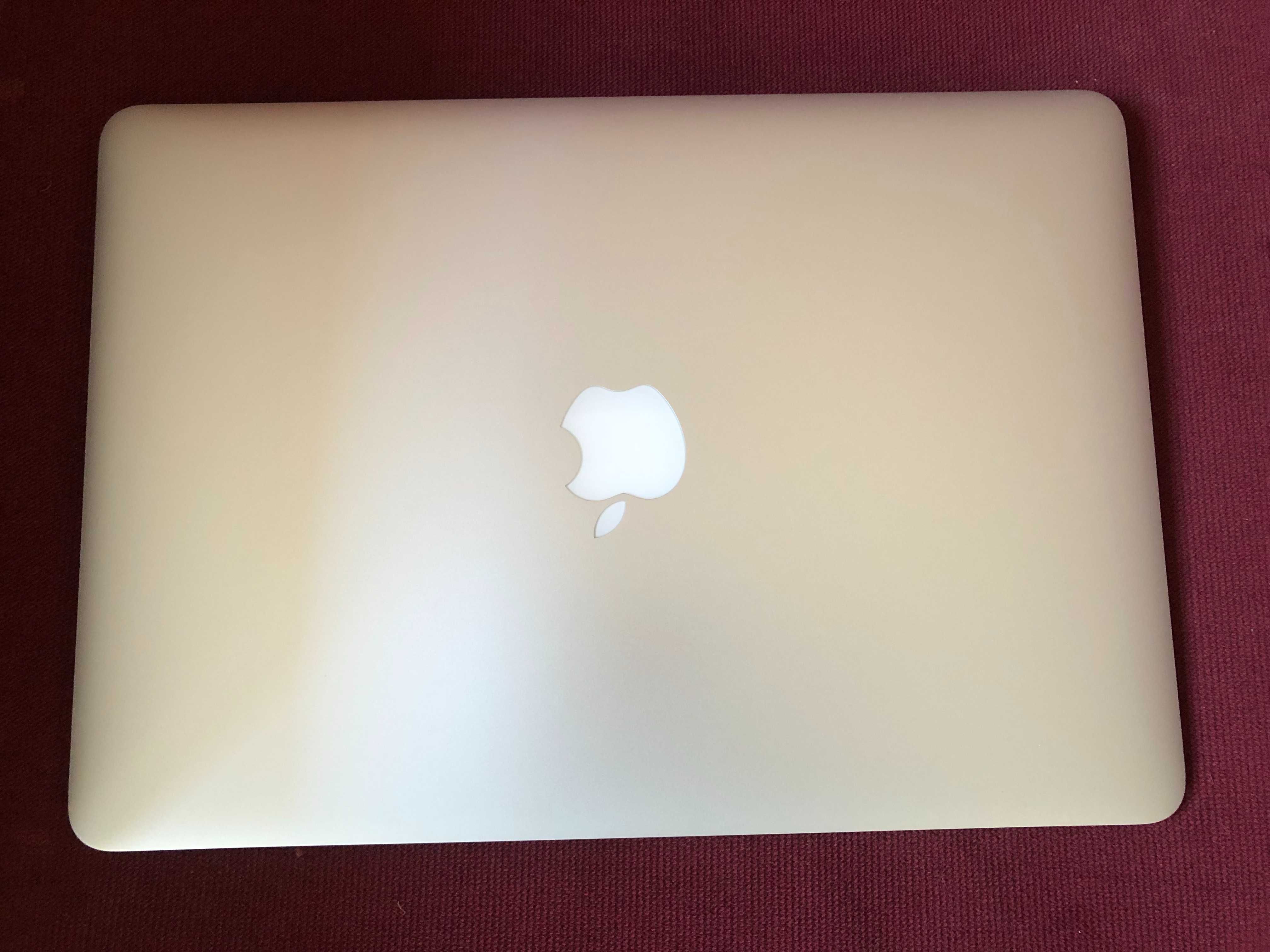 MacBook air 13 cali listopad 2018