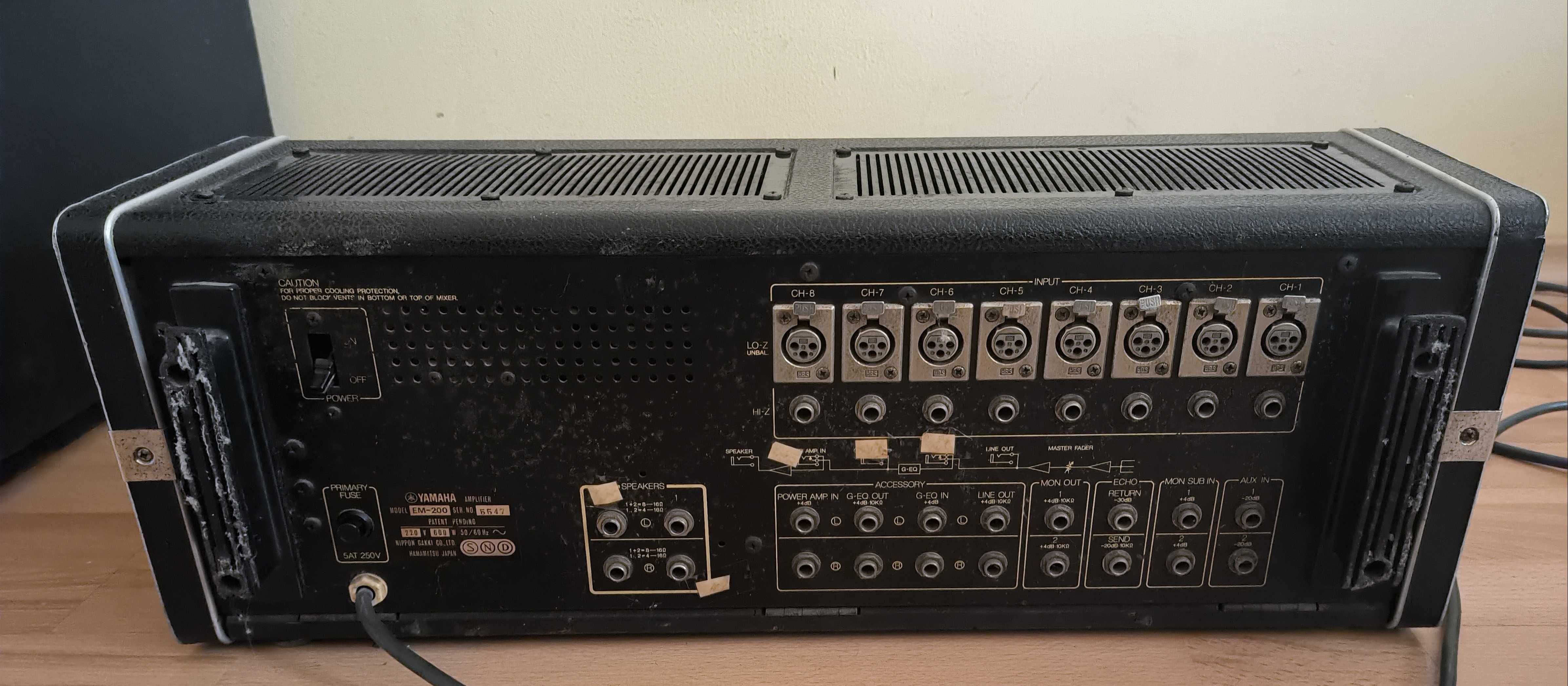 Усилитель-микшер Yamaha EM-200 (под ремонт)