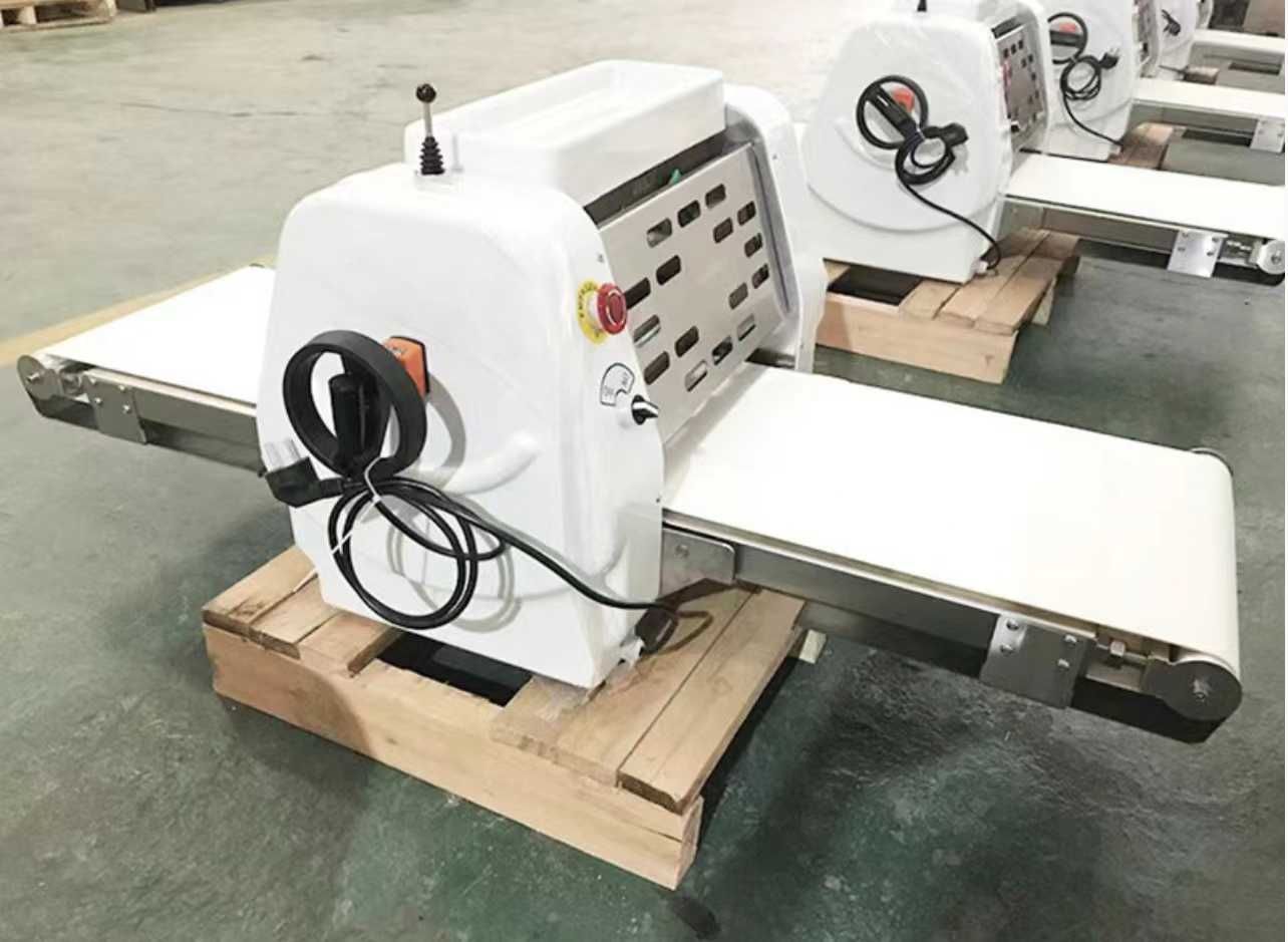 wałkowarka /wałkownica do ciasta CXL380T/nablatowa