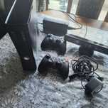 Xbox 360 + 2pady
