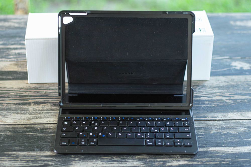 Чохол з клавіатурою для iPad Pro 9.7 / iPad Air 2  Inateck BK2001