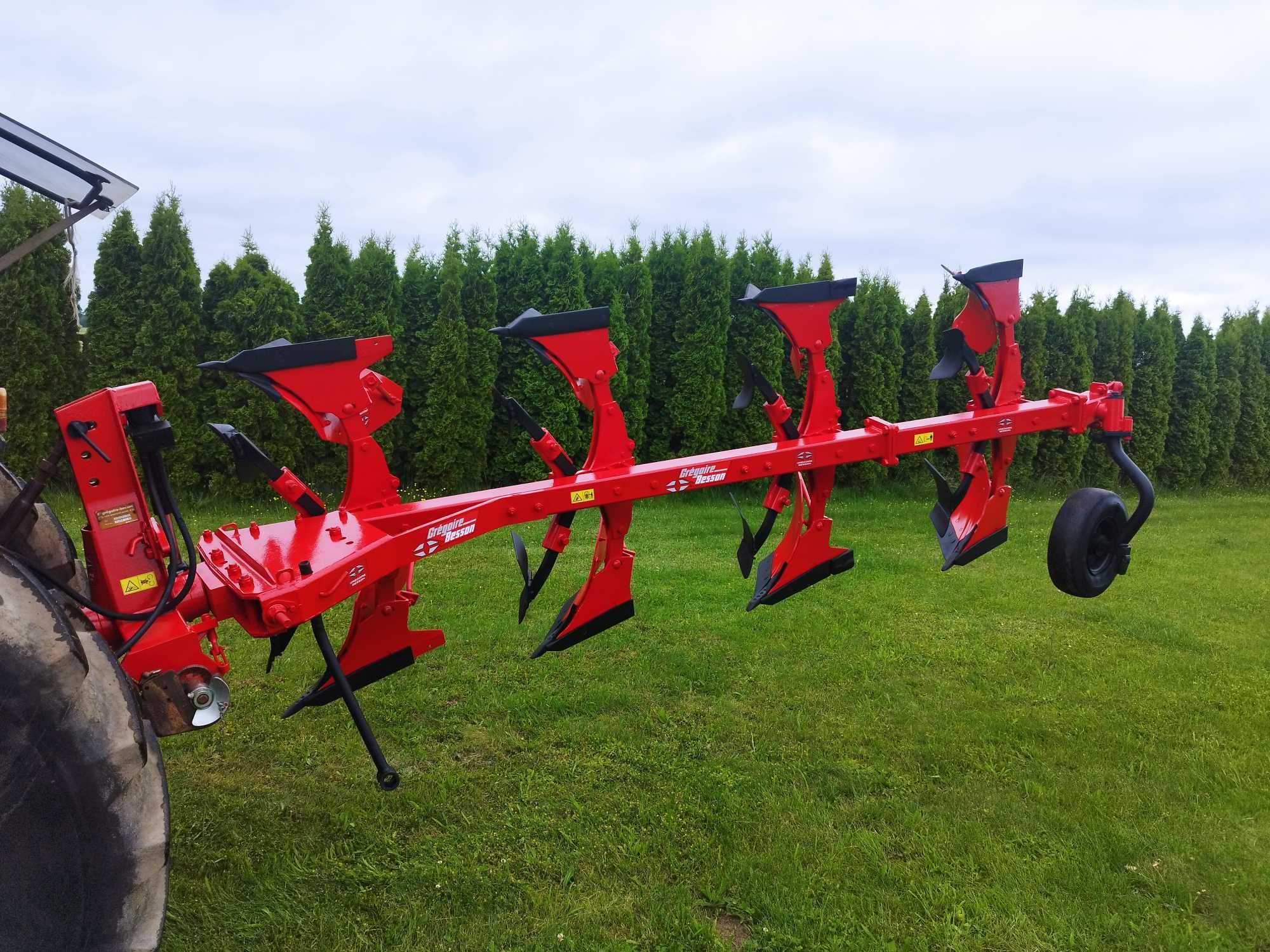 Gregoire Besson 4-skibowy obrotowy